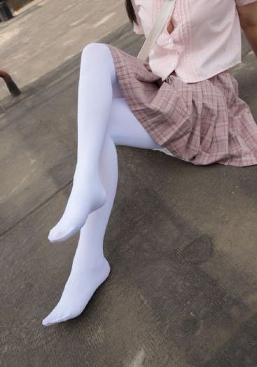 加油站的6个瑞士女孩_1080完整视频观看
