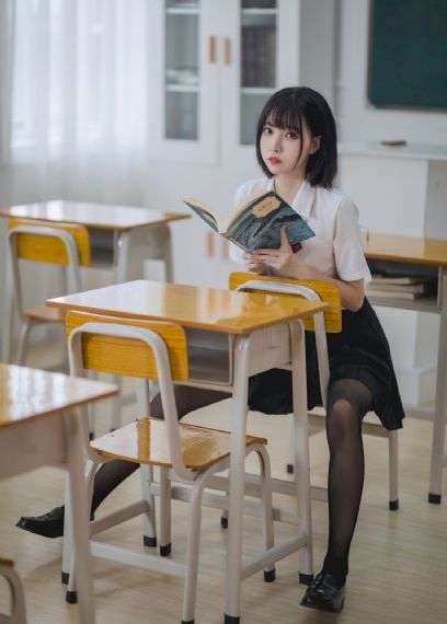 年轻的继母最新版_BD超清在线观看