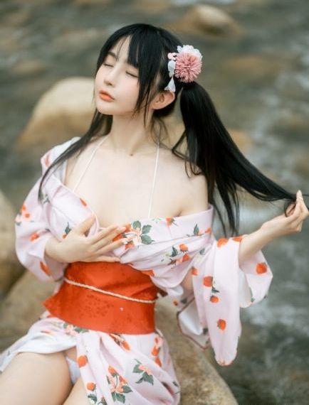 欧美艳后荒淫史_DVD高清迅雷在线观看
