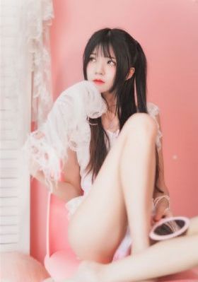 善良的妈妈贪图父亲的女人_1080P超清免费观看