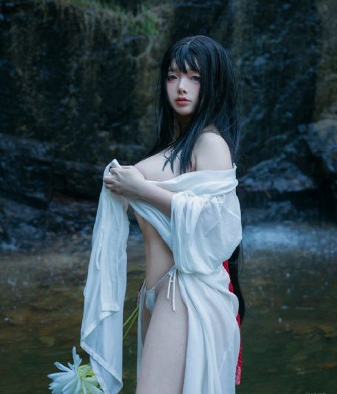 年轻的岳母完整版_剧情片视频大全