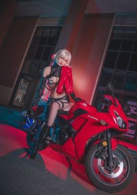 美女被爆羞羞喷水免费_BD韩语高清迅雷在线观看